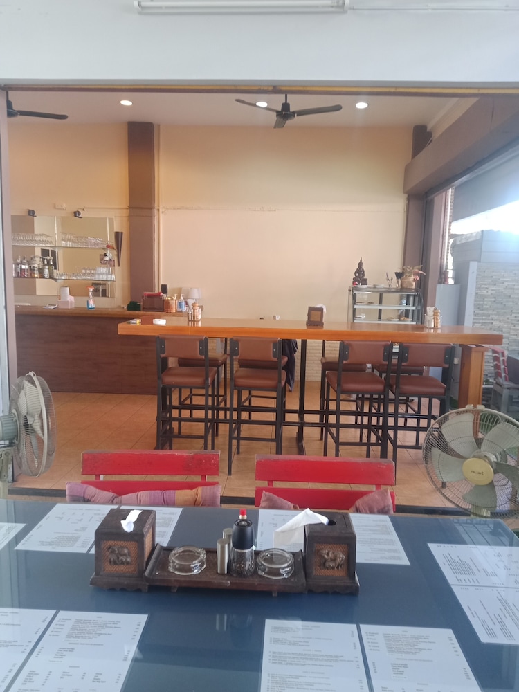 Restaurant-cafeteria