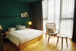 thumbnail: Room