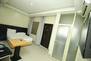 thumbnail: Rooms
