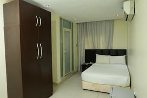 thumbnail: Rooms