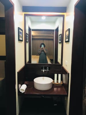 thumbnail: Bathroom