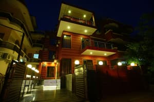 thumbnail: Front of property - evening/night