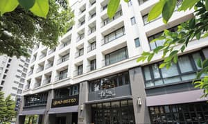 thumbnail: Exterior