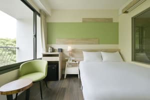 thumbnail: Room