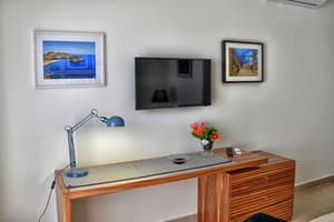 thumbnail: Room amenity