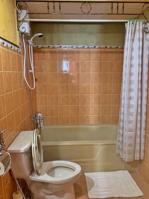 thumbnail: Bathroom
