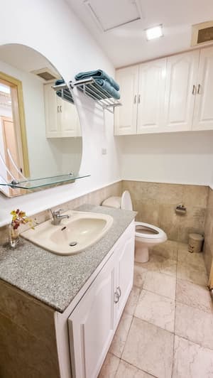 thumbnail: Bathroom