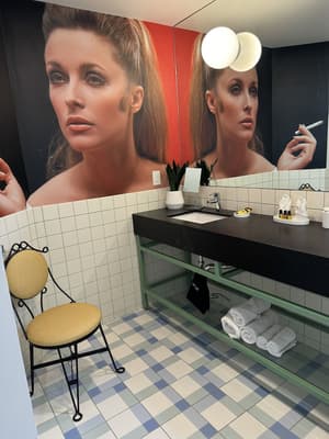 thumbnail: Bathroom