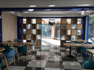 thumbnail: Breakfast area