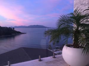 thumbnail: Balcony