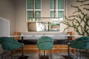 thumbnail: Restaurant