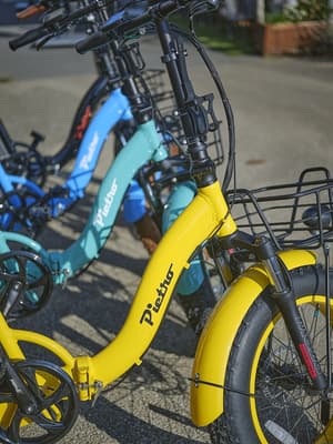thumbnail: Bicycling
