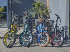 thumbnail: Bicycling