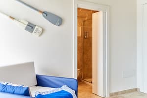 thumbnail: Room amenity