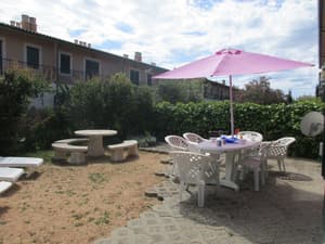 thumbnail: Terrace/patio