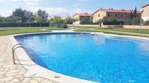 thumbnail: Pool