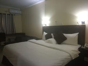 thumbnail: Room