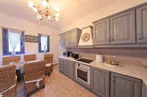 thumbnail: 502451593.jpg