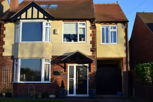 thumbnail: Front of property