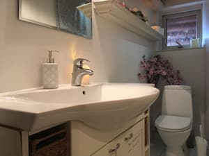 thumbnail: Bathroom
