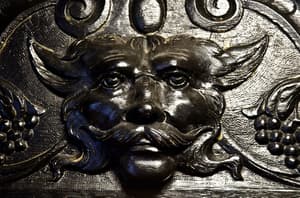 thumbnail: Interior detail