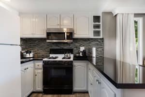 thumbnail: Private kitchenette