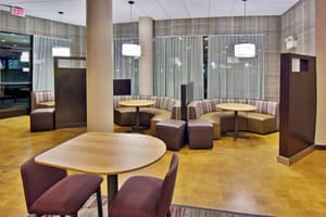 thumbnail: Restaurant