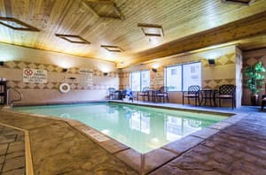 thumbnail: Pool