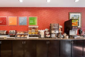 thumbnail: Breakfast area