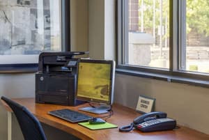thumbnail: Business center