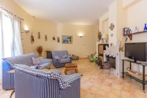 thumbnail: Living area