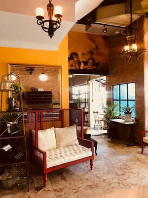 thumbnail: Interior