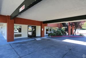 thumbnail: Reception