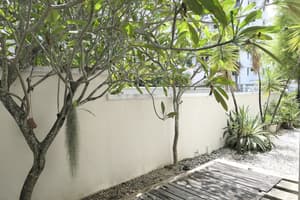 thumbnail: Property grounds