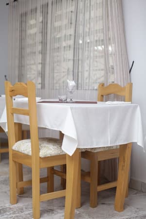 thumbnail: Restaurant