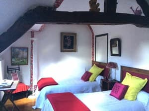 thumbnail: Room
