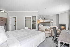 thumbnail: In-room dining