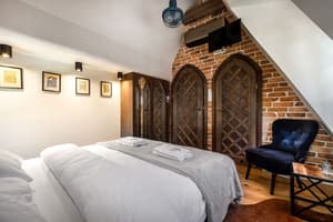 thumbnail: Interior detail
