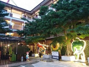 thumbnail: General view