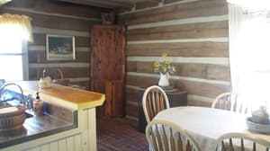 thumbnail: In-room dining