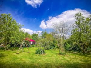thumbnail: Front of property
