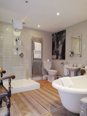 thumbnail: Bathroom