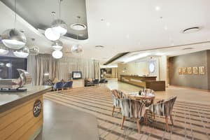 thumbnail: Reception