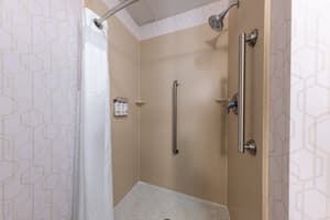 thumbnail: Room amenity