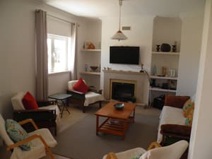 thumbnail: Lounge