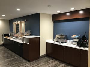thumbnail: Breakfast area