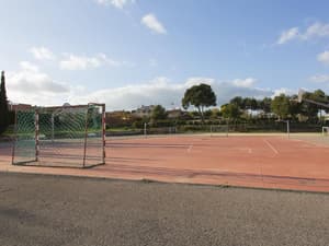 thumbnail: General view