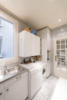 In-Room Kitchen