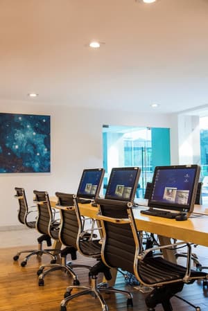 thumbnail: Business center