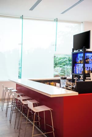 thumbnail: Bar (on property)